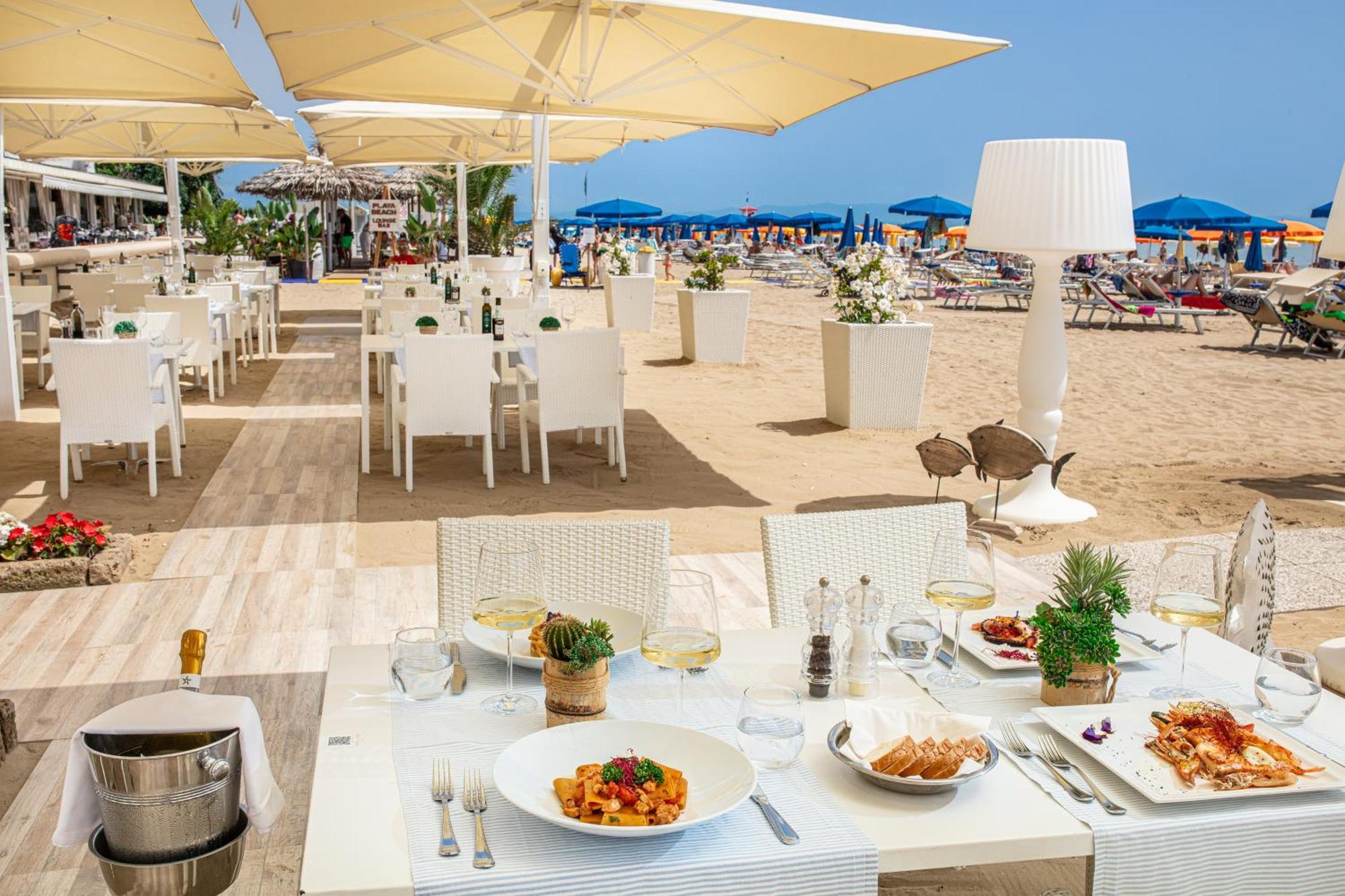 Appartamento Fronte Mare Villa Lory Lignano Sabbiadoro Eksteriør billede